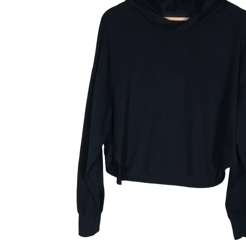 Gilly Hicks GO Womens Hoodie Medium Black Cropped Relaxed Fit Pullover Open Back - Picture 4 of 11